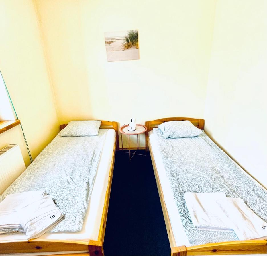 Express Guest House ไคลเพดา ภายนอก รูปภาพ