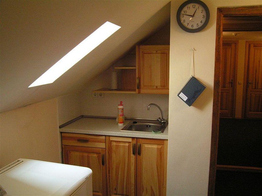 Express Guest House ไคลเพดา ภายนอก รูปภาพ